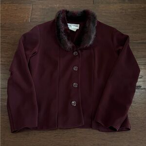 Vintage Jessica Howard Petite Burgundy Faux Fur Collar Button Jacket Size 10